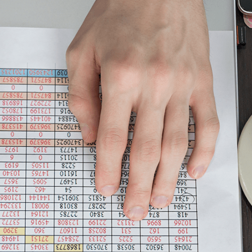 How to Create and Manage Databases Using Spreadsheet Software